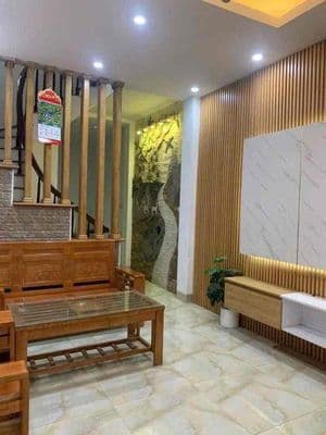 Cho thuê nhà nguyên căn phố ngọc thụy - 4pn- nội thất đầy đủ 8.5triêu
