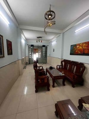 cho thuê nhà nguyên căn mặt tiền kinh doanh Q12