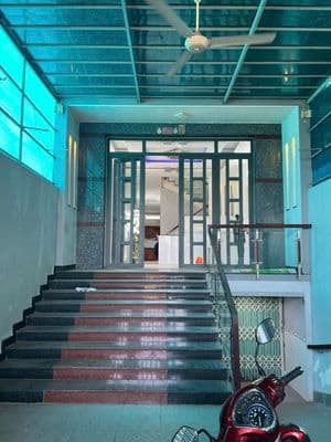Cho thuê nhà mặt tiền tiện mua bán kinh doanh