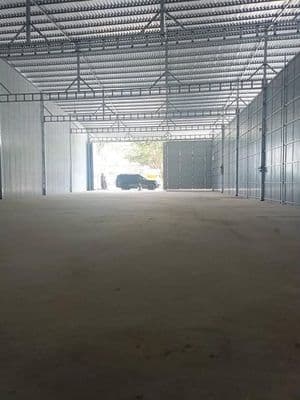 Cho thuê kho 500 m2 mặt tiền Nguyễn Văn Linh tiện chứa hàng