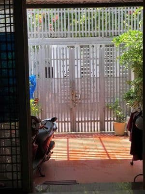 Nhà nguyên căn 3pn - 160 ngay ụ ghe - tam phú- thủ đức