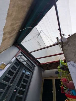 Nhà nở hậu kê khai 99 hiệp thành 13,pht, quận 12