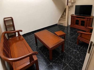Cho thuê nhà nguyên căn ngõ Huế, Hai Bà Trưng, 90m2, 3 tầng