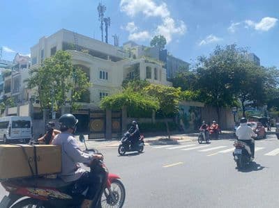 Nhà thiết kế đẹp âu cơ tân bình - giáp khu vip - full nội thất cao cấp