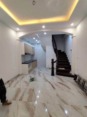 Cho thuê nhà riêng Hoàng Quốc Việt, Cầu Giấy, 15tr/tháng