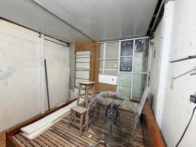 Cho thuê nhà 3 tầng mặt phố Gia Quất, Bồ Đề, Hà Nội