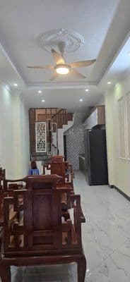 Cho thuê nhà nguyên căn Cự Khối, Long Biên - 30m2 x 5 tầng