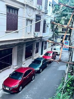 Cho thuê nhà 33m2 x 4 tầng, 4 ngủ, ô tô đỗ cửa tại Hai Bà Trưng