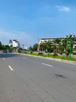 Nhà 5 tầng Ngọc Thụy, 39m2, ngõ thông Hồng Tiến