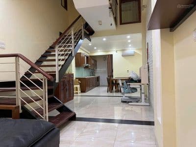 Cho thuê nhà mặt phố Nguyễn Hy Quang, Đống Đa, 68m² x 4 tầng