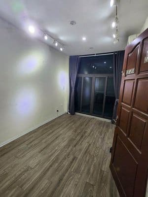 Cho thuê nhà 37m² Yên Phụ nhỏ, 4.5 tầng, 3PN