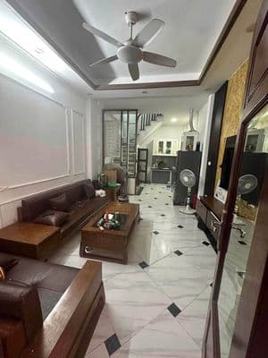 Cho thuê nhà riêng 35m x 5 tầng Cổ Nhuế, Bắc Từ Liêm