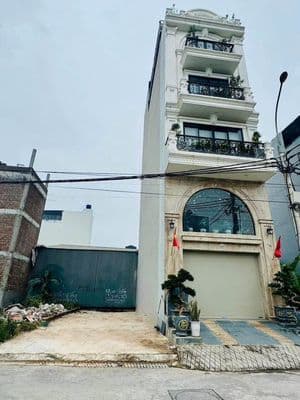 Bán nhà mặt phố Lai Xá, 50m2, 5 tầng, kinh doanh