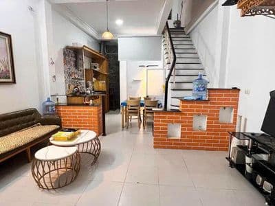 Cho thuê nhà ngõ 467 Lĩnh Nam, Hoàng Mai - 6tr
