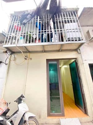 Cho thuê nhà 30m2x2 tầng ngõ 3 Vĩnh Hoàng, Lĩnh Nam