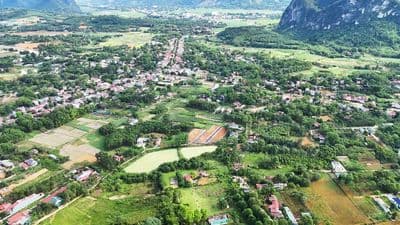 cần bán đất Khu phố 1, trung tâm Ngọc Lặc view hồ 100m giá 465triêụ