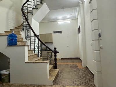 Cho thuê nhà nguyên căn 35m2 x 4 tầng, 4PN, full đồ, 12tr/tháng