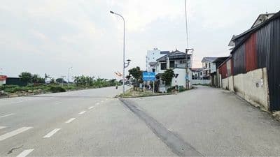 Mai đình-sóc sơn, tài chính hơn tỷ oto vào đất, trục đường kinh doanh.
