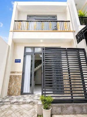 Nhà 1 lầu có 2 p ngủ lộ giới 3m cách chợ nổi cái răng 800m an bình
