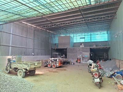 Mặt bằng làm kho chứa hàng 200m2 gần chợ hiệp bình