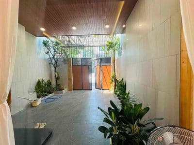 Cho thuê nhà 3 phòng ngủ gần công viên hồ nghinh