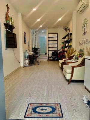 Cho thuê nhà nguyên căn nguyễn hữu cảnh - 3 tầng - hẻm oto