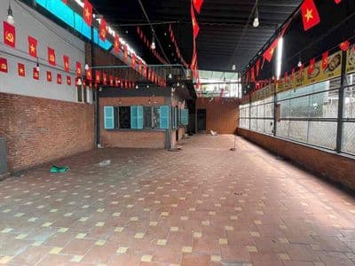 Cho thuê mặt bằng đẹp ngang 8m góc 2 mặt tiền gần Vincom Biên Hoà