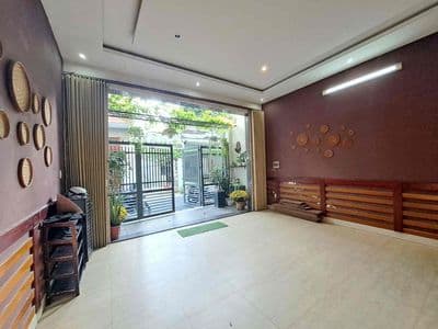 Cho thuê nhà nguyên căn 4pn khép kín view biển phạm văn đồng