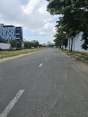 Bán đất 2 làn đường diên hồng,hòa xuân-lh o796.6̲4̲6̲.6͙3͙6