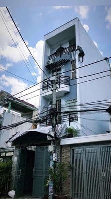 Nhà 4x16m 1 trệt 3 lầu 4pn đuoefng xe tải giá tốt