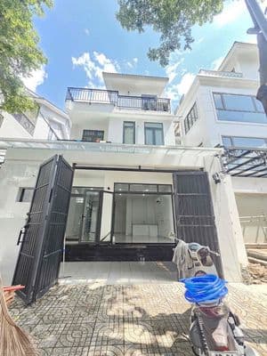 Cho thuê mb ngay khu khang an haussneo, sky9