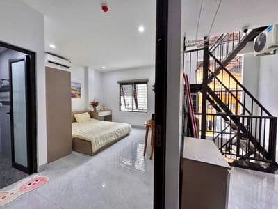 Cho thuê căn hộ studio, full nội thất nằm ngay nguyễn chánh