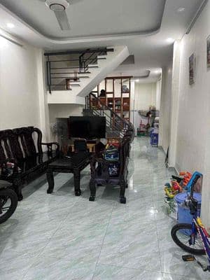Nhà full nội thất 4*12m 1lầu 2pn 2wc hxh thông phạm văn bạch