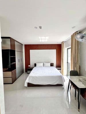 Căn hộ studio mới cao cấp - trung tâm thành phố