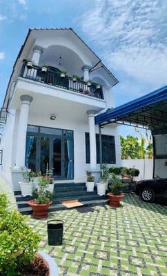 Bán nhà 2 lầu mái ngói. gần giáo xứ hải sơn