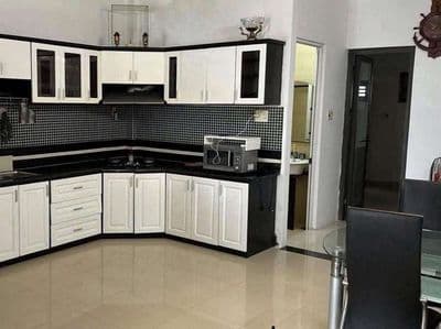 Nhà 2 tầng, 3pn, 90m2, có nội thất đường triệu quốc đạt