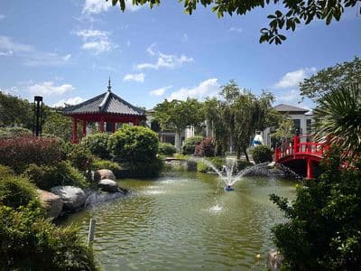 Nhà phố view công viên 4PN, 5 máy lạnh