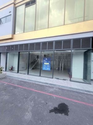 Cho thuê shophouse 139m2 trệt + lầu cc d-homme hồng bàng quận 6 35tr