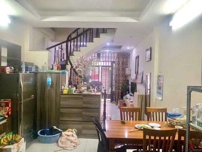 Cho Thuê Nhà 1 Trệt 1 Lầu 2PN 2WC 4x16m Hẻm 160 Nguyễn Văn Quỳ