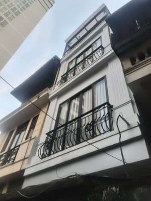 nhà 4 tầng Lạc Long Quân, Bưởi