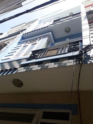 Cho thuê nhà 2lầu 3pn (3.5m x 8m) đường Lê văn Khương vào 30m q.12 cũ