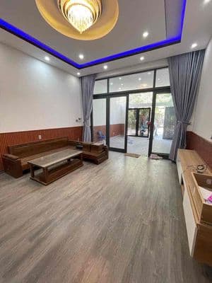 282 cho thuê nhà 3 tầng thoáng mát – 3pn 3wc