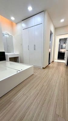 BÁN CHUNG CƯ BABYLON đường Âu Cơ Tân Phú, 75m2, 2 phòng , giá 4.65 tỉ