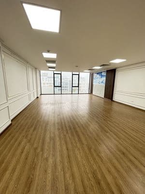 Văn phòng mặt phố thuỵ khuê dt 100m² – chỉ 13,5tr/tháng