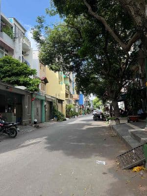 Cho Thuê Nhà Nguyên Căn Lý Thường Kiệt , 6 X 9m , 4 lầu , 18 triệu