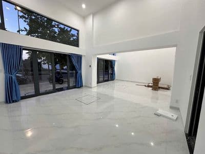 Cho thuê mặt bằng 80m2 gần đại học fpt