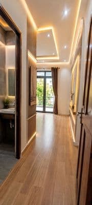 bán nhà đường nhựa ô tô tránh nhau tch16