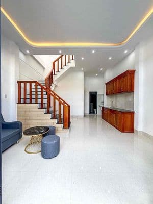 Giảm giá bán nhanh nhà lầu mới 3 p ngủ cách nguyễn văn cừ 260m lộ ôtô