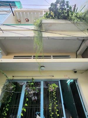 Nhà Sư Vạn Hạnh Quận 10 - 4m x 17m - DTCN: 73m2 - Chỉ 9 Tỷ 9 !