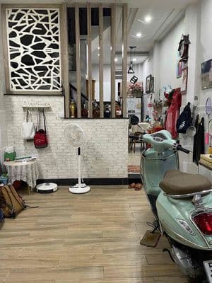 Bán Nhà hẻm Lâm Văn Bền. P Tân Hưng, Q7. Trệt 2 lầu sân thượng.